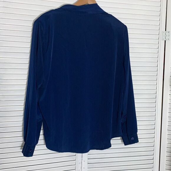 Vintage Blue Chiffon Bow Tie Button Down Blouse Size Large - Picture 7 of 10